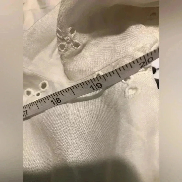 VENUS Lascana Women’s White Eyelet Top size 4 NWOT - Picture 9 of 15